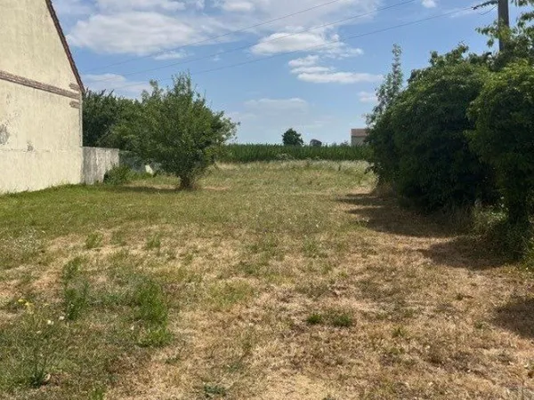 Terrain 667 m²