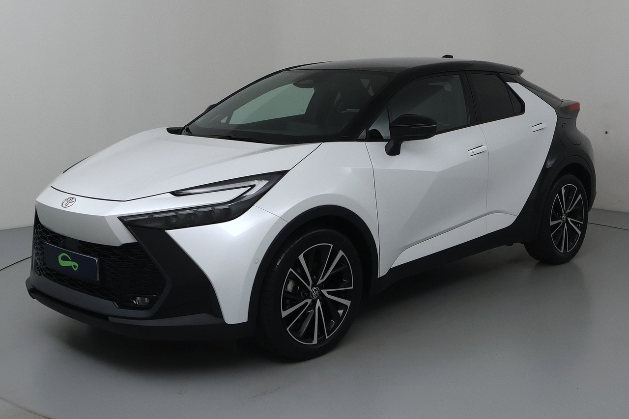 Toyota C-HR — photo 1