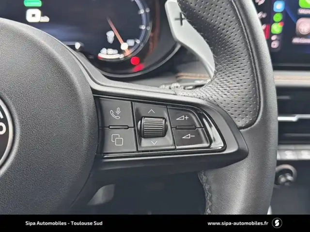 Alfa Romeo Tonale 1.3 hybride rechargeable phev 280ch at6 e-q4 — photo 86