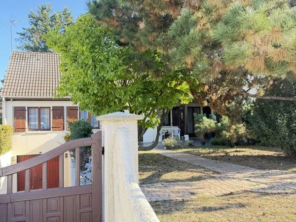 Maison de plain-pied 5 pièces 85 m²