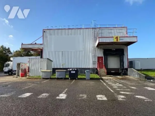 Local 480 m²