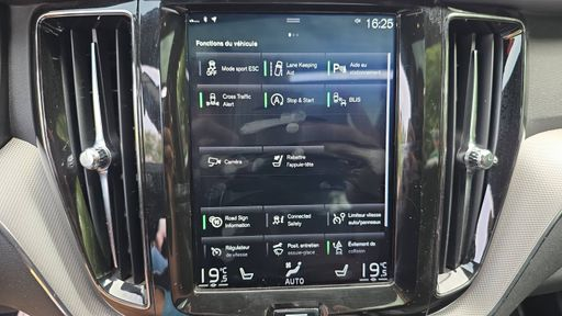 Volvo XC60 2.0 D4 190 Geartronic8 - R-Design – 2018 – 152000 km – Diesel – Boîte Automatique — photo 27
