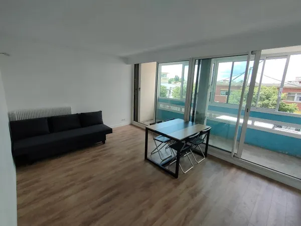 Location appartement meublé calme, traversant