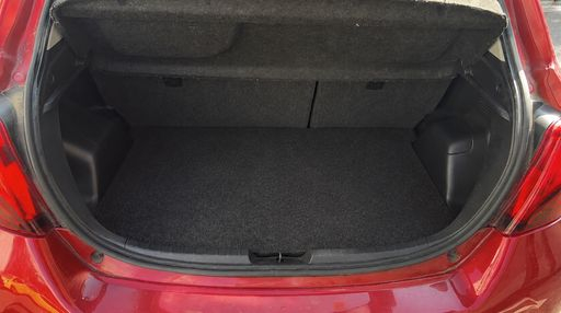 Toyota Yaris 1.5 VVT-i 100 Hybrid E-CVT - Dynamic – 2016 – 112597 km – Hybride essence – Boîte Automatique — photo 31