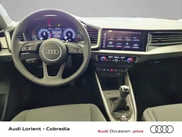 Audi A1 sportback 25 tfsi 95ch design — photo 6