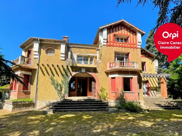 Maison 8 pièces 280 m²