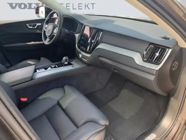 Volvo Xc60 t6 awd hybride rechargeable 253 ch+145 ch geartronic 8 — photo 12