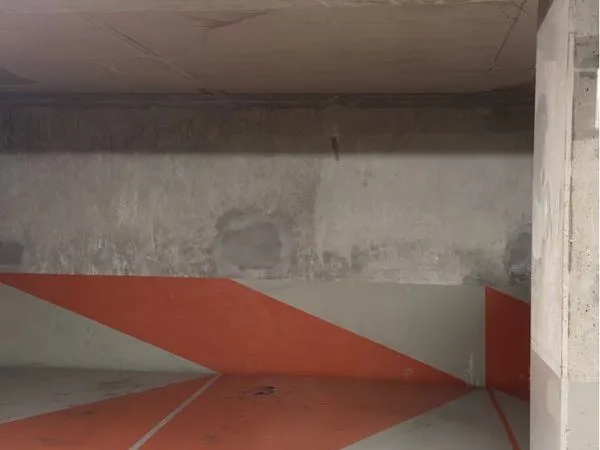 Place de parking couvert Paris 17