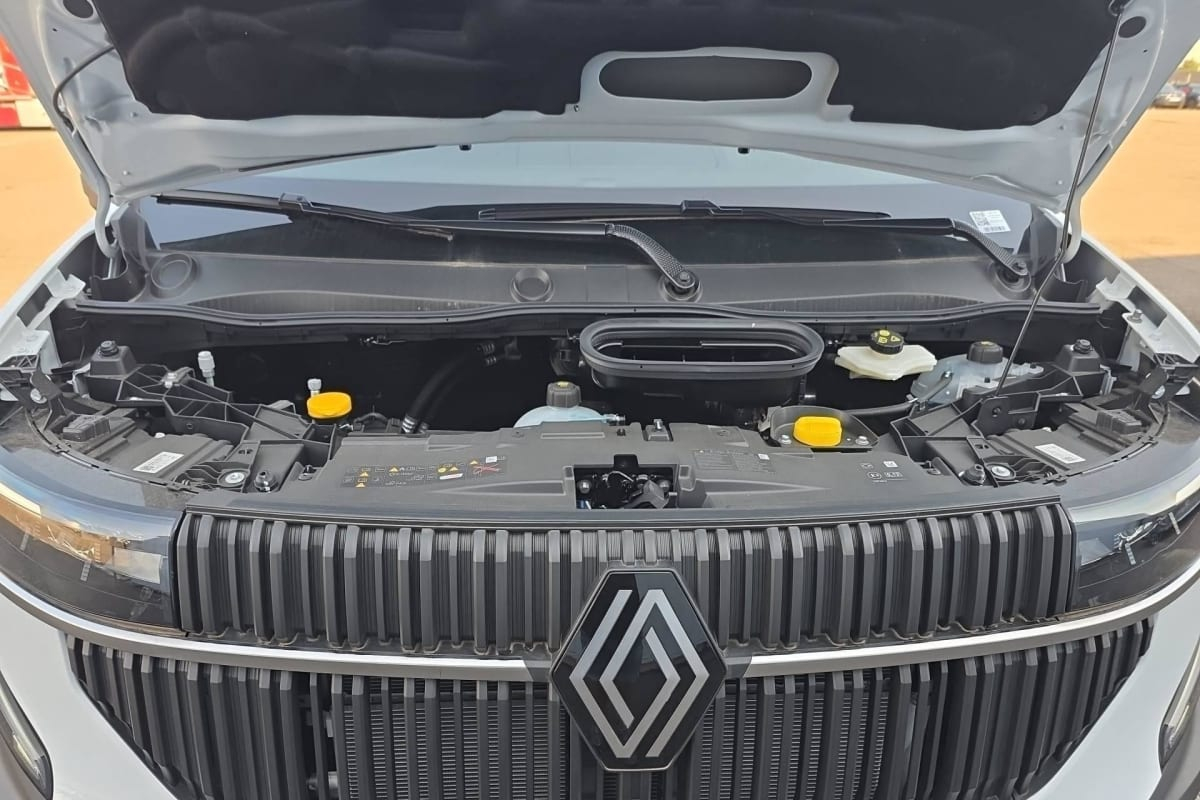Renault Master Fourgon — photo 11