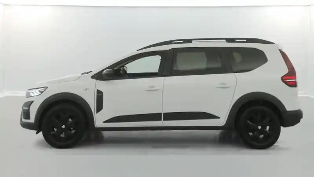 Dacia Jogger eco-g 100 5 places — photo 11