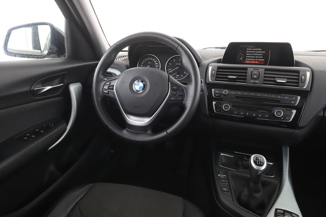 BMW Série 1 118d UrbanChic — photo 12