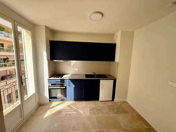 Studio 1 pièce 30 m²