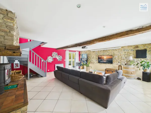 Maison de 161 m² sur un terrain de 2915 m²