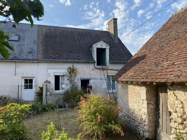 CHAILLES : maison avec dépendances. Travaux à prévoir