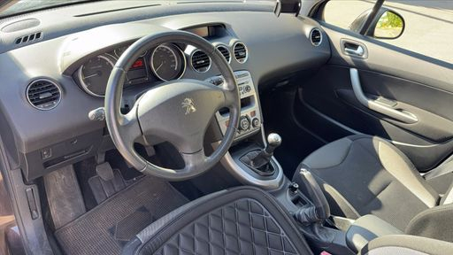 Peugeot 308 1.6 VTI 120 - Active – 2012 – 84794 km – Essence – Boîte Manuelle — photo 15