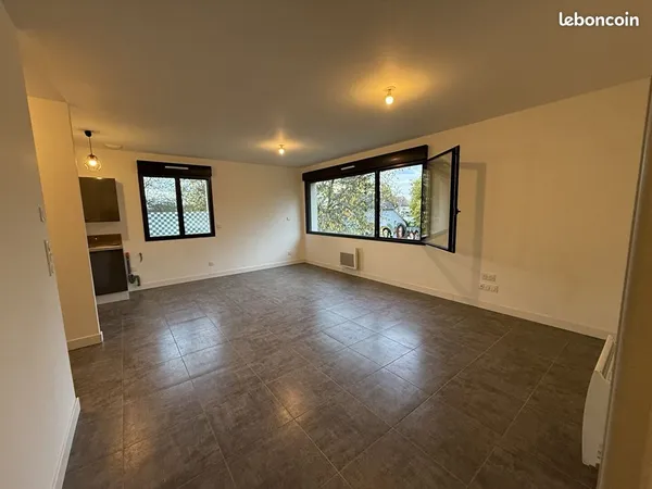 Studio 1 pièce 37 m²
