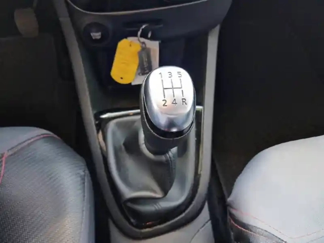 Renault Clio tce 75 - 19 — photo 14