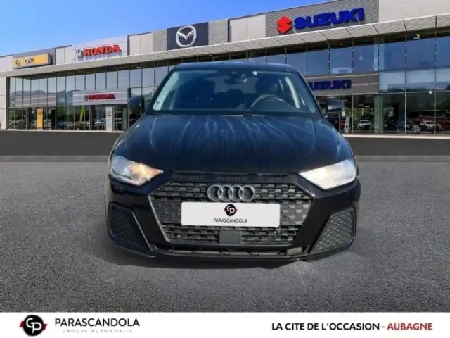 Audi A1 sportback 30 tfsi 110ch design s tronic 7 — photo 2