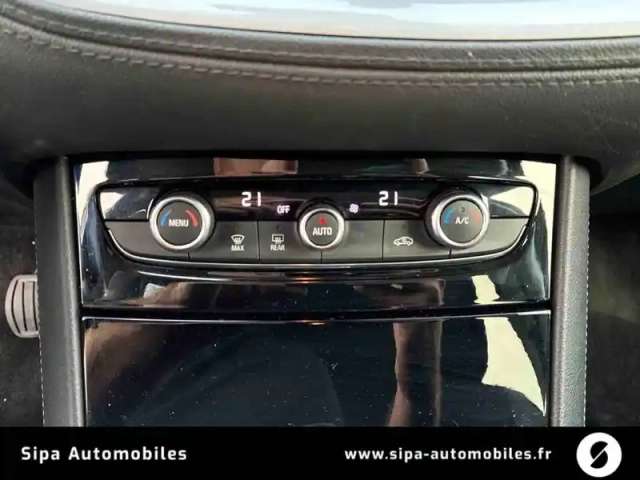 Opel Grandland X 1.2 turbo 130 ch — photo 17