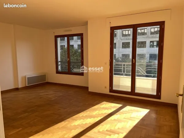 Appartement 4 Pièces 83.29m² à louer 2073 - COURBEVOIE 92400