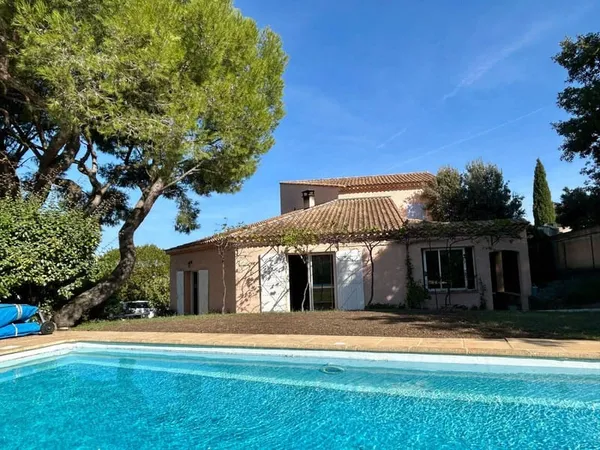 Maison 6 pièces 160 m²
