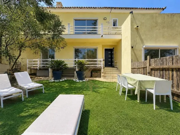 Maison 7 pièces 147 m²