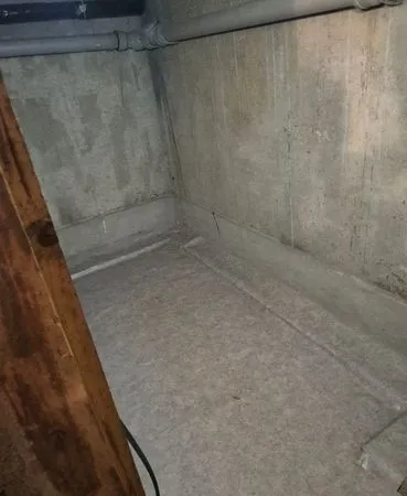Cave sèche et propre à louer - 55 /mois