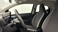 Toyota Aygo 1.0 VVT-i 69ch x-play 5p — photo 12