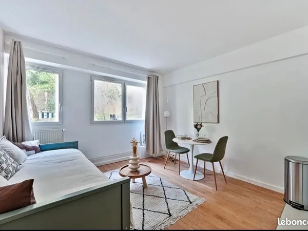 Appartement à louer Paris 16ème 22m2