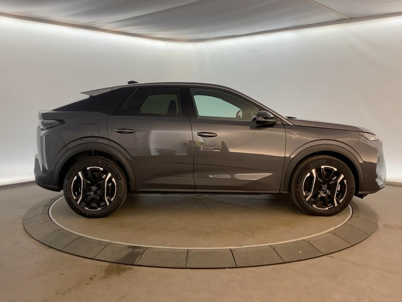Peugeot 3008 plug-in hybrid 195 e-dcs7 gt — photo 4