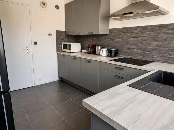 Appartement lumineux 3P possibilité 4P, 70 m2 - proche RER A - idéal investisseur/couple - Le boncoi