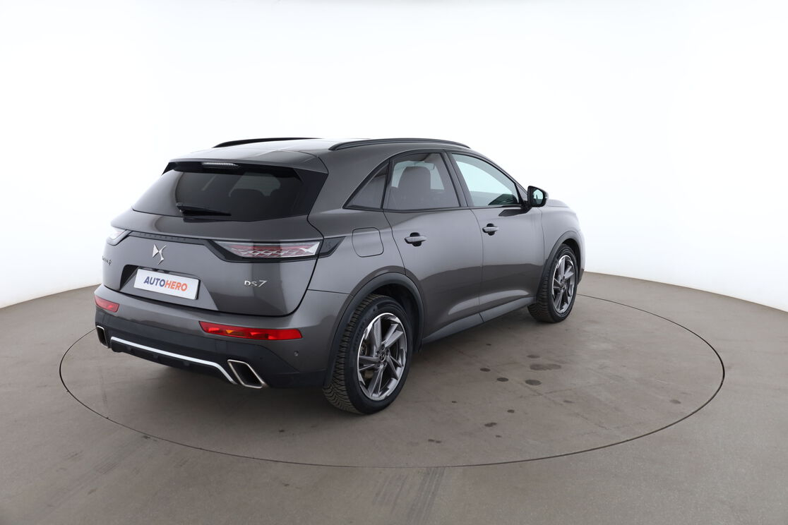 DS Automobiles DS7 Crossback 1.6 E-Tense 4x4 Ligne Noire Automatique — photo 5