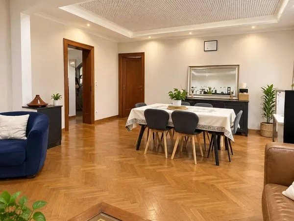 Maison 6 pièces 180 m²