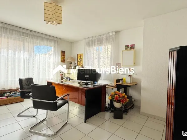 Immeuble 167 m²