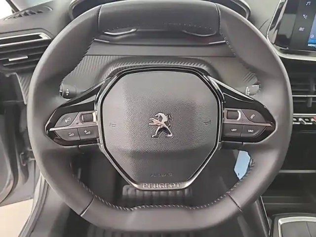 Peugeot 208 puretech 100 s&amp;s bvm6 — photo 33
