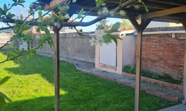 Maison toulousaine 104m² avec jardin au centre du village de Saint-Sulpice-sur-lèze