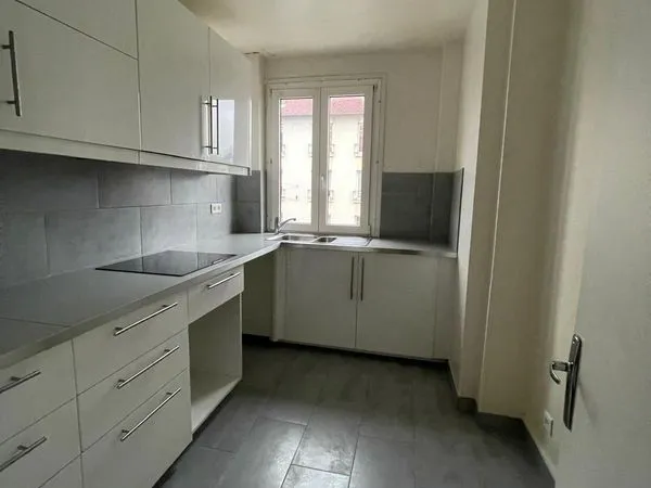 Appartement 3 pièces 63 m² Etage 2/4