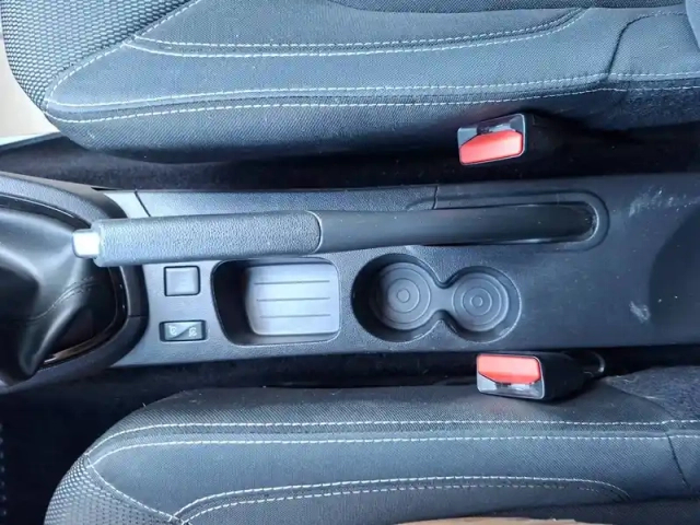 Renault Clio dci 90 e6c — photo 33
