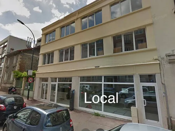 Local commercial 298 m²