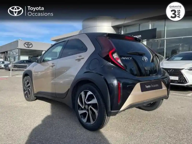 Toyota Aygo X 1.0 vvt-i 72ch design s-cvt — photo 2