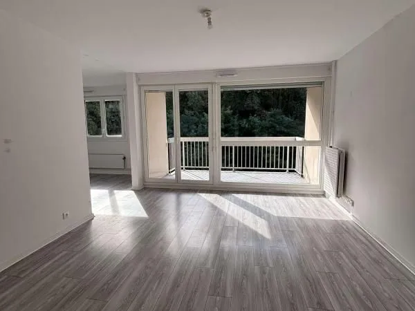 Appartement 4 pièces 81 m²