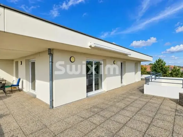 Sélestat — Un attique de 85 m² ouvert sur une terrasse panoramique de 105 m²