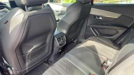 Peugeot 3008 1.5 BlueHDi 130 EAT8 - GT-Line – 2021 – 60050 km – Diesel – Boîte Automatique — photo 24