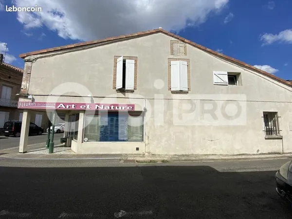 Local commercial 112 m²