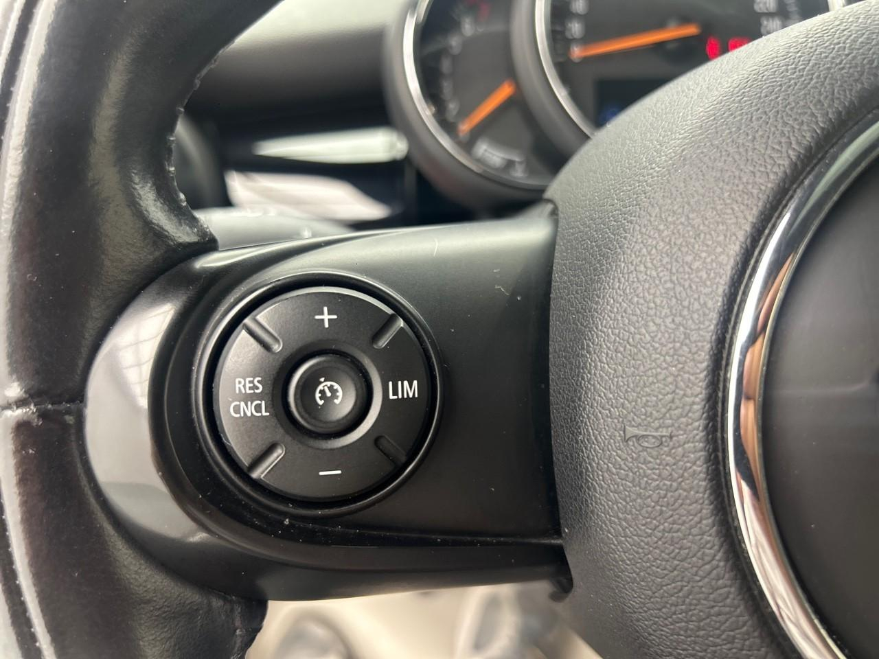 Mini One mini hatch 3 portes one 102 ch edition blackfriars — photo 23