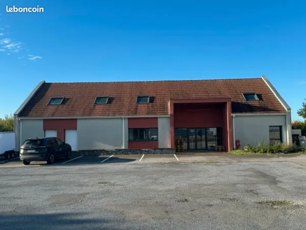 Bureaux 330 m² SAINT-MARTIN-LEZ-TATINGHEM