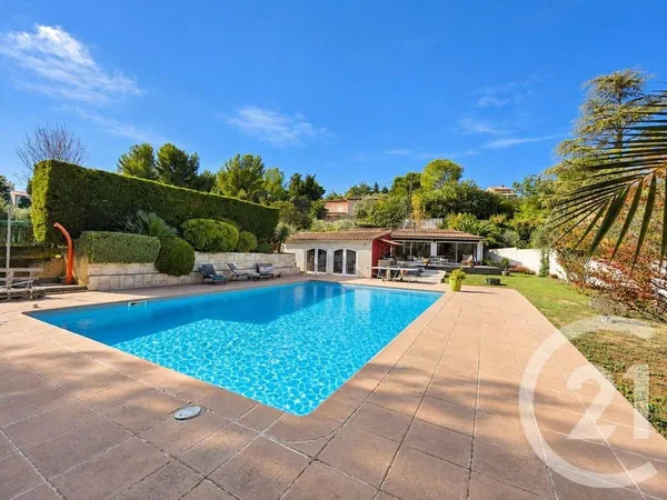 Maison 4 pièces 117 m²