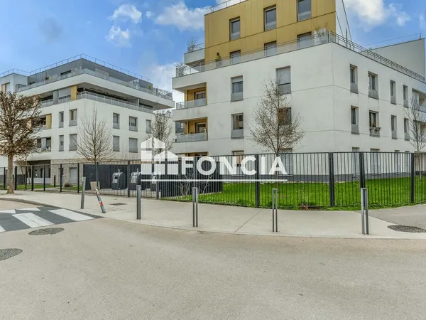 PARC DE SCEAUX Appartement récent dans un parfait état général de type 2 pièces 1 chambres d'une sur