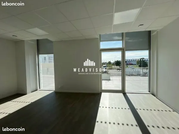 Bureaux 27 m² SAINT CYR SUR LOIRE