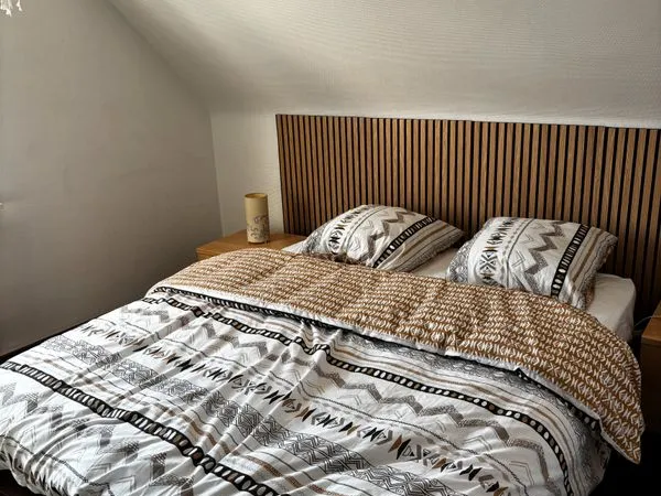 Chambre meublée - Maison familiale avec jardin